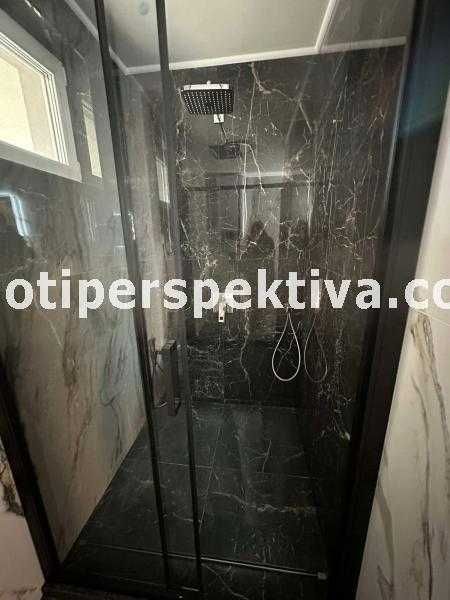 Продава се Тристаен апартамент в Пловдив, Христо Смирненски - 136 кв.м за 1434 €/кв.м - Снимка #5