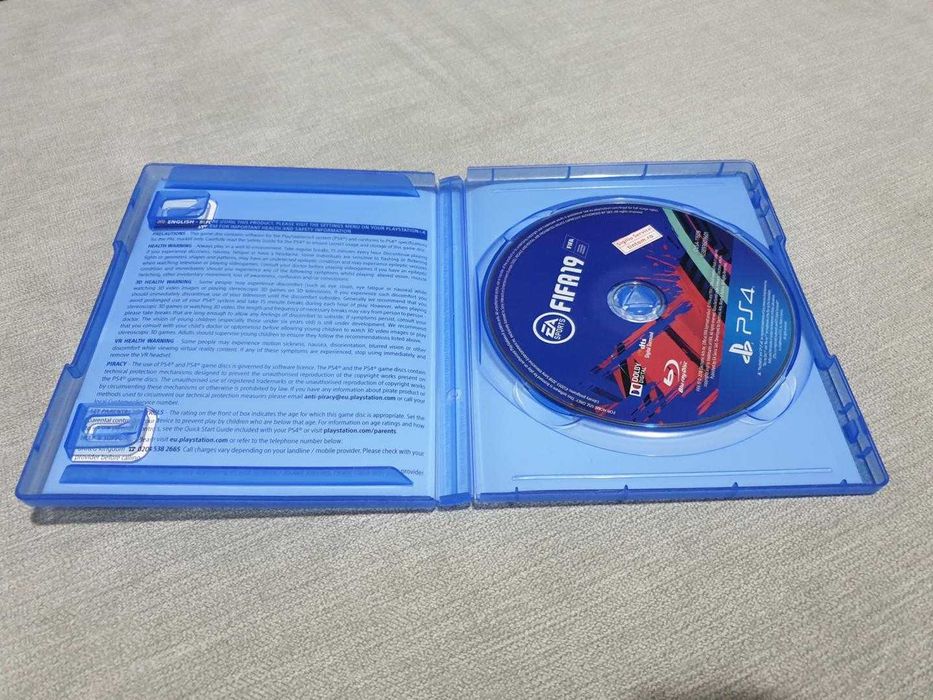 Joc Playstation PS4 Xbox Jocuri Consola FIFA 19 Batman Arkham Knight