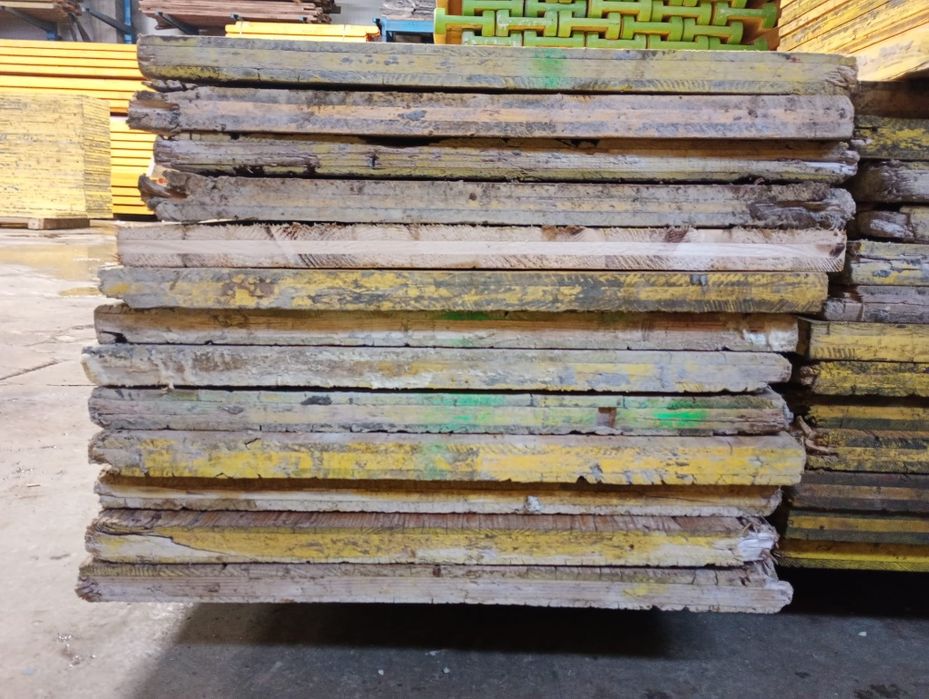 Vând panouri de cofrat  tip Doka ..80 ron metrul patrat.