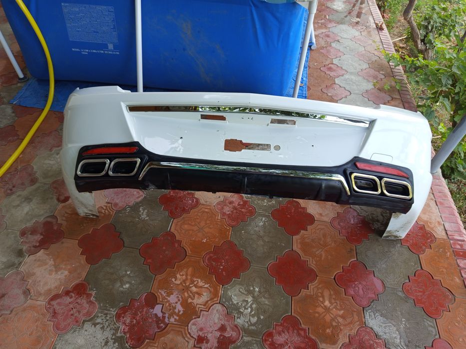 Cobalt radnoy zadniy bamferi sotiladi