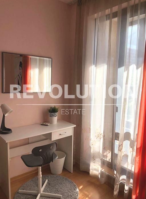 Двустаен апартамент в района на ХЕИ!