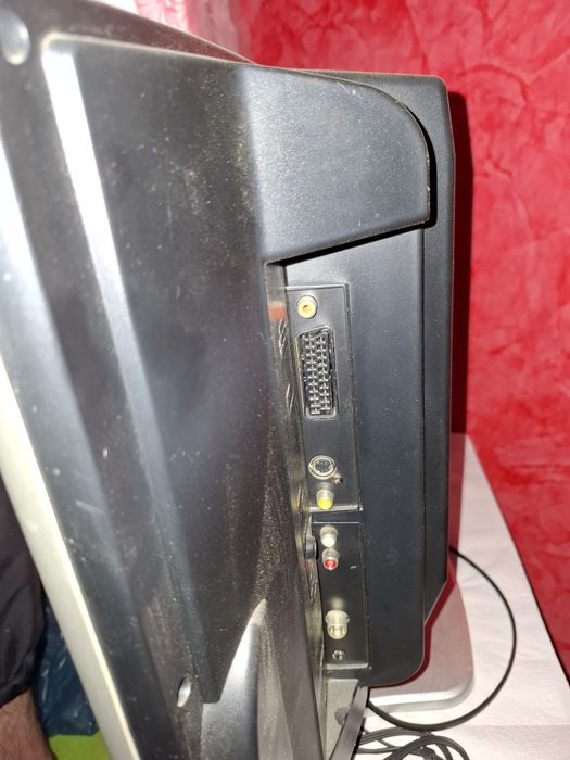 Televizor LCD  FUNAI cu CD - DVD  60 cm