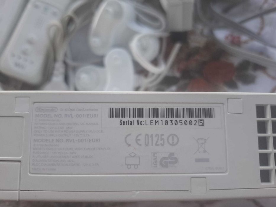 Consola Wii model RVL-001 cu toate accesoriile