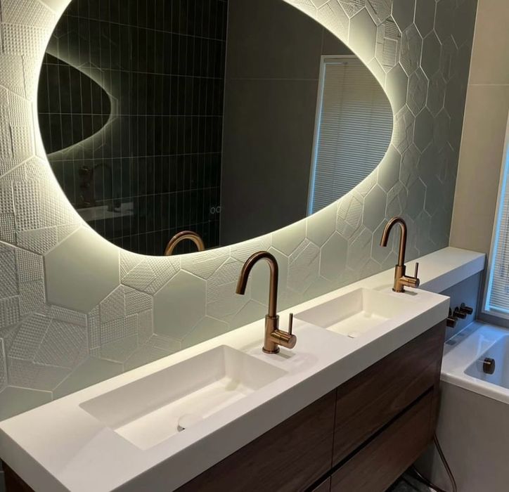 Столешницы и мойки из Искутвенного каменя