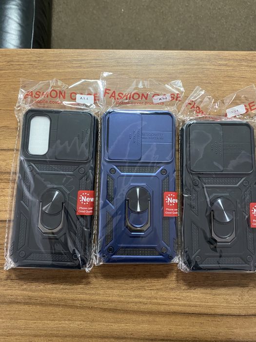 Huse de protecție rezistente cu inel suport și protecție pentru camere