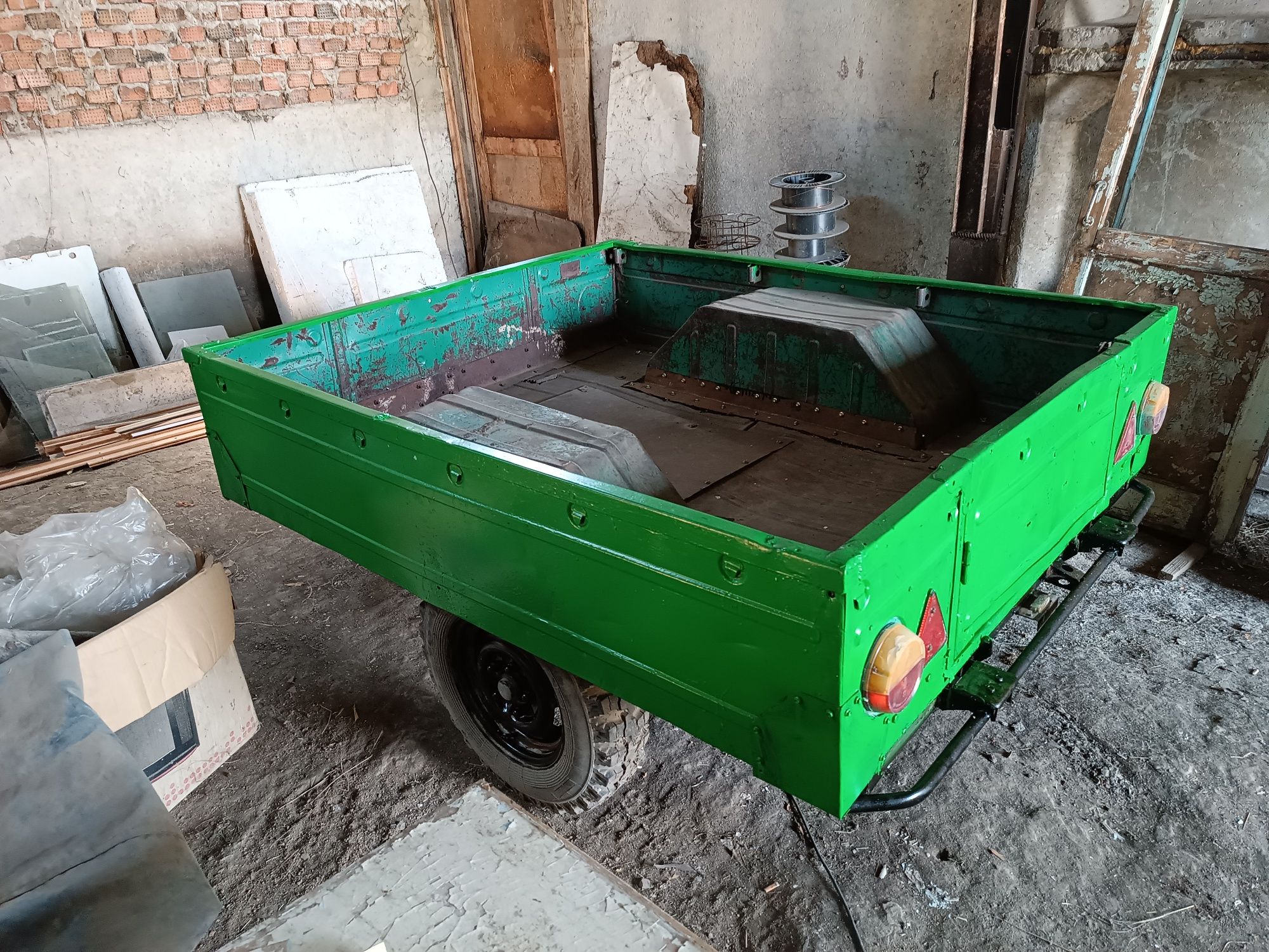 Продам прицеп для автомобиля.