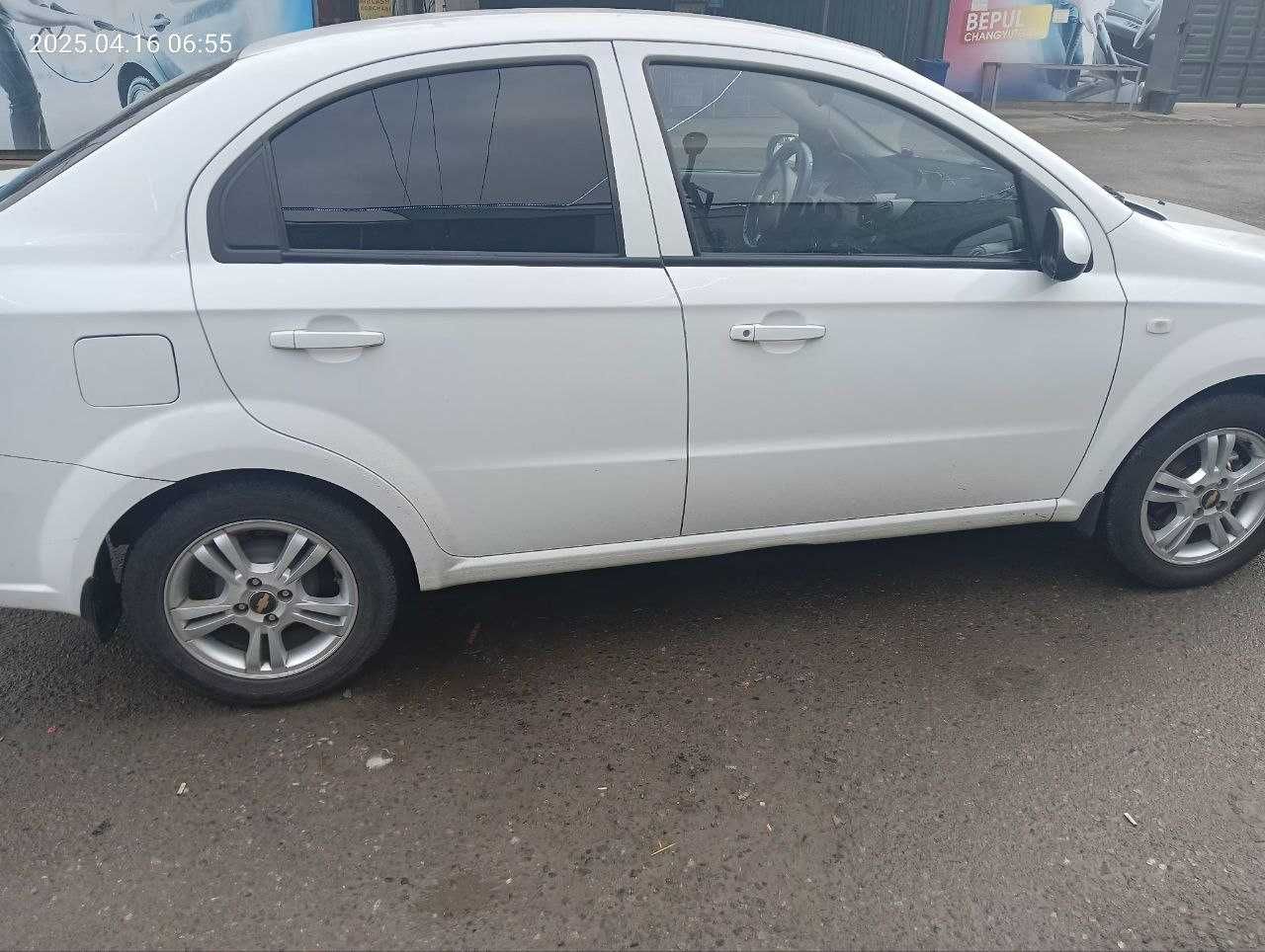 Avtomobil sotaman