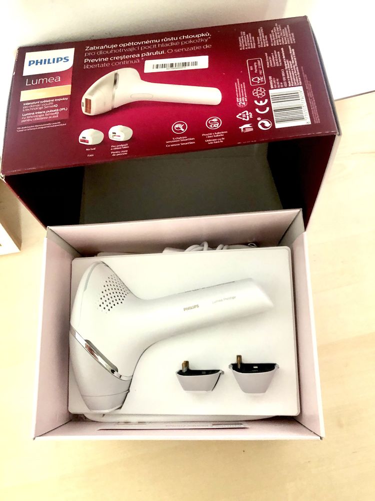 Aparat IPL Philips Lumea Prestige BRI953