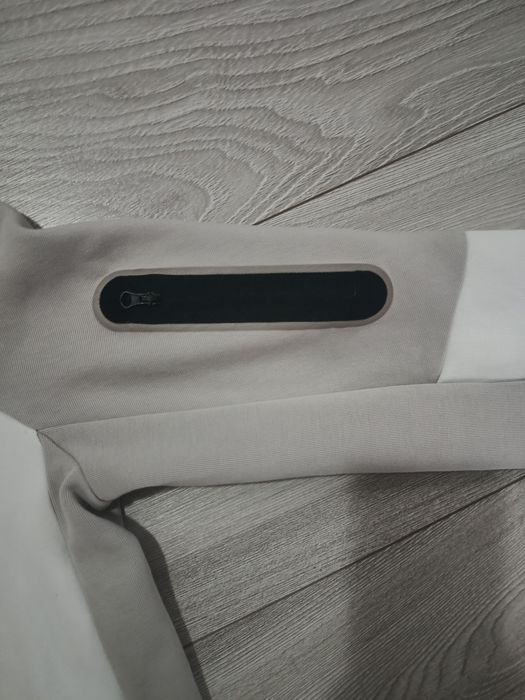 Hanorac Nike tech fleece