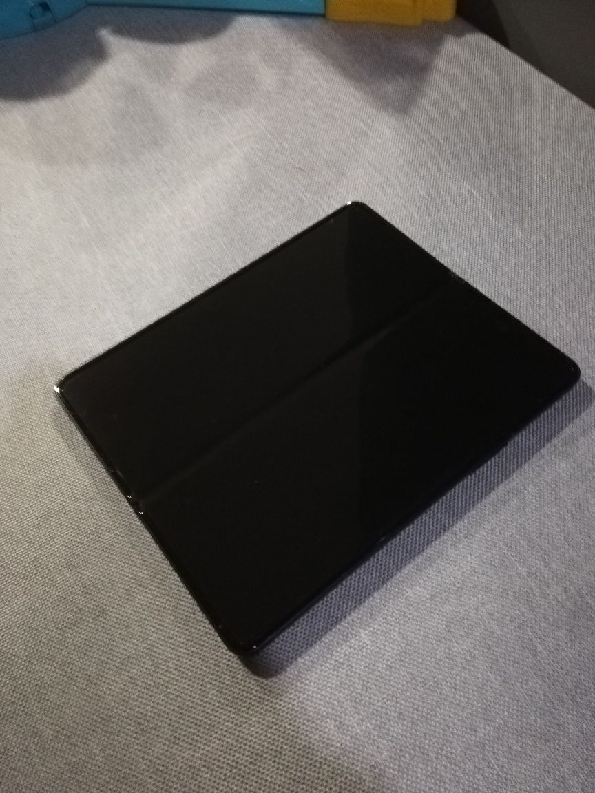 Samsung galaxy z fold 3 5g