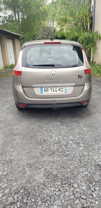 renault scenic III 1.9 DCI 130 de cai 7 locuri
