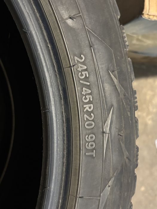 Зимни гуми Toyo G3 Ice 245/45/r20 Japan DOT 2520