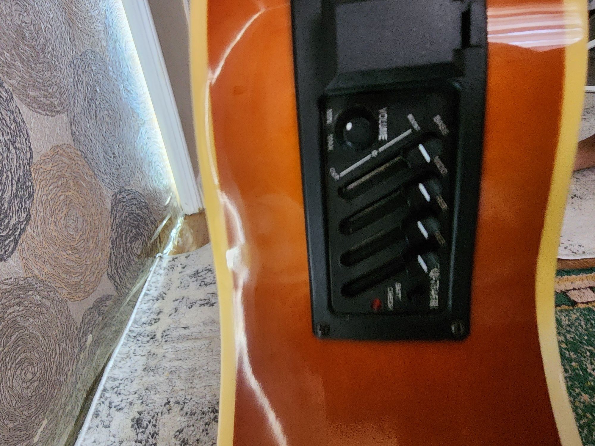 Gitara 2023 olingan koʻp ishlatilmagan