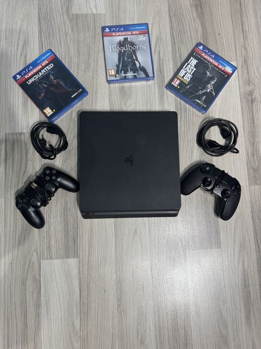 Ps4(slime) един месец съм го използвал с 2 консола и с 3 игри