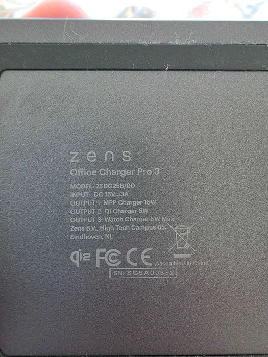 Zens Office Charger Pro 3 – încărcător wireless 3 în 1 original
