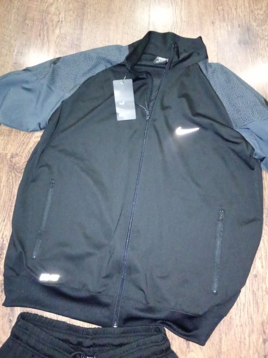 Мъжки Анцуг Найк 2ХЛ.Нов спортен Екип Nike 2xl