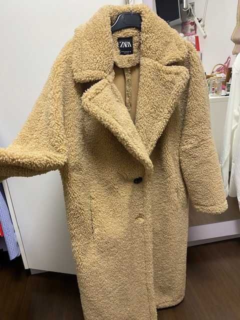 Haina blana artificiala imitatie astrahan Zara