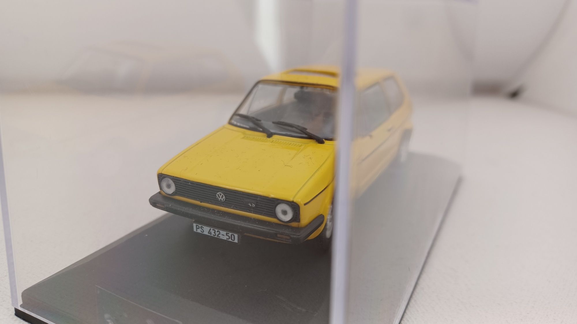 Macheta VW Golf I 1:43