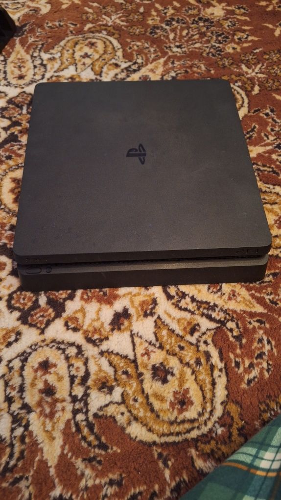 Playstation 4 Slim 500 GB