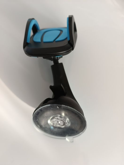 suport telefon in parbriz auto