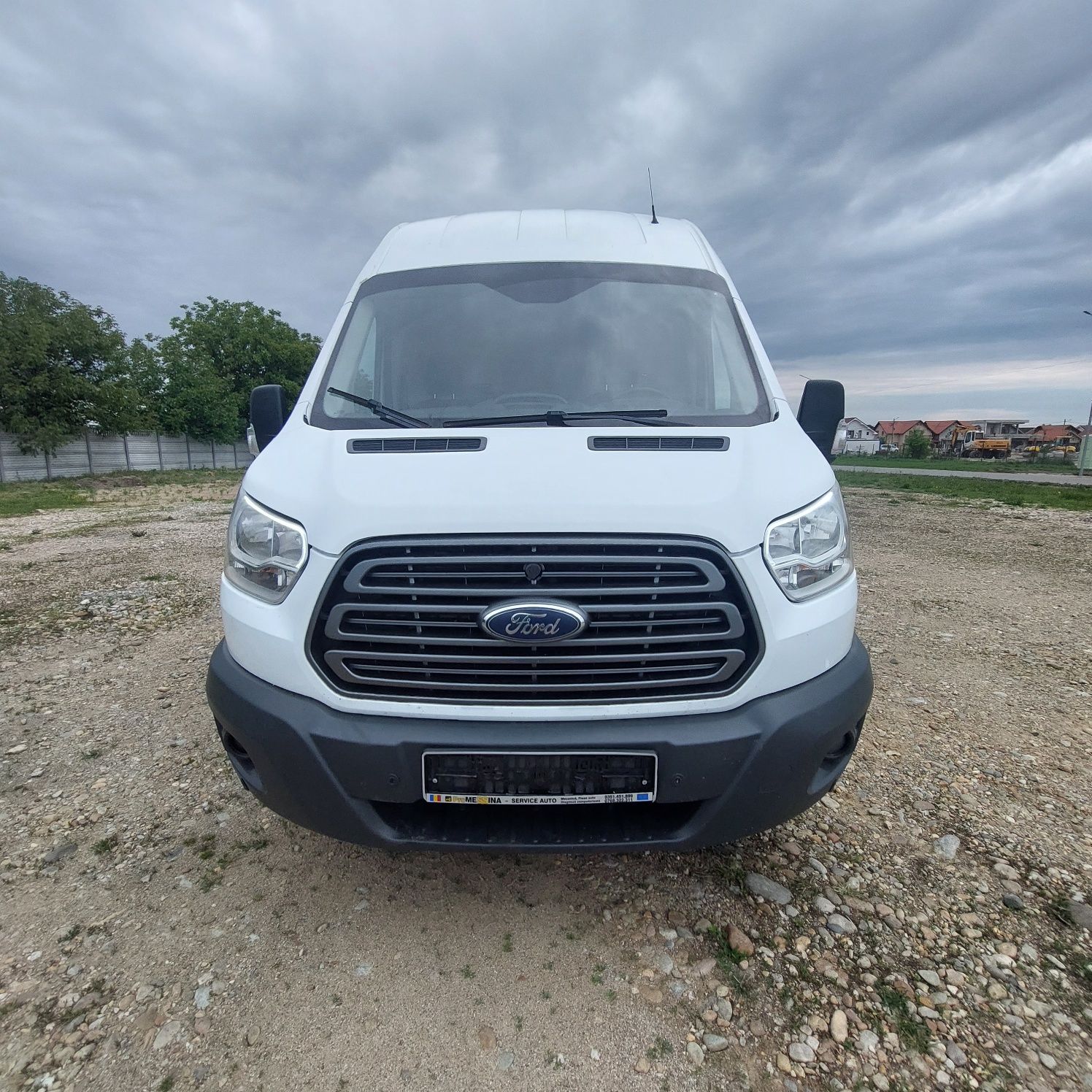 Vând autoutilita ford transit 2017