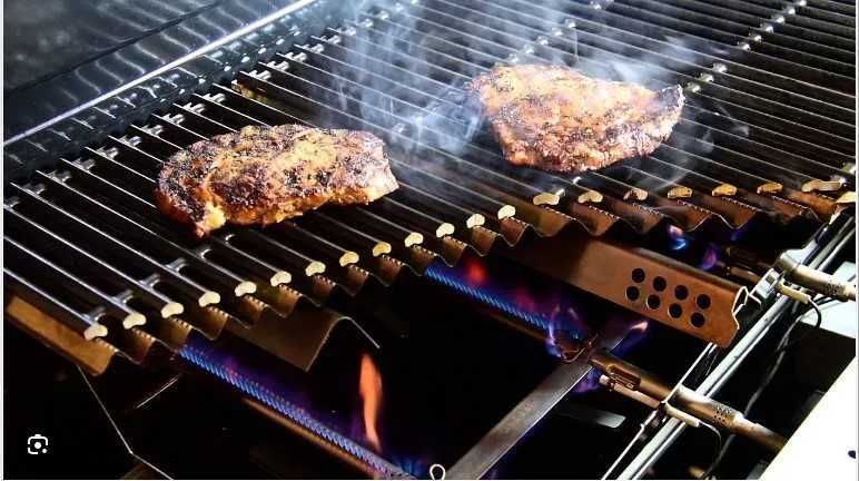 ОЧАКВА СЕ - Газово барбекю Char-Broil Professional CORE B 4
