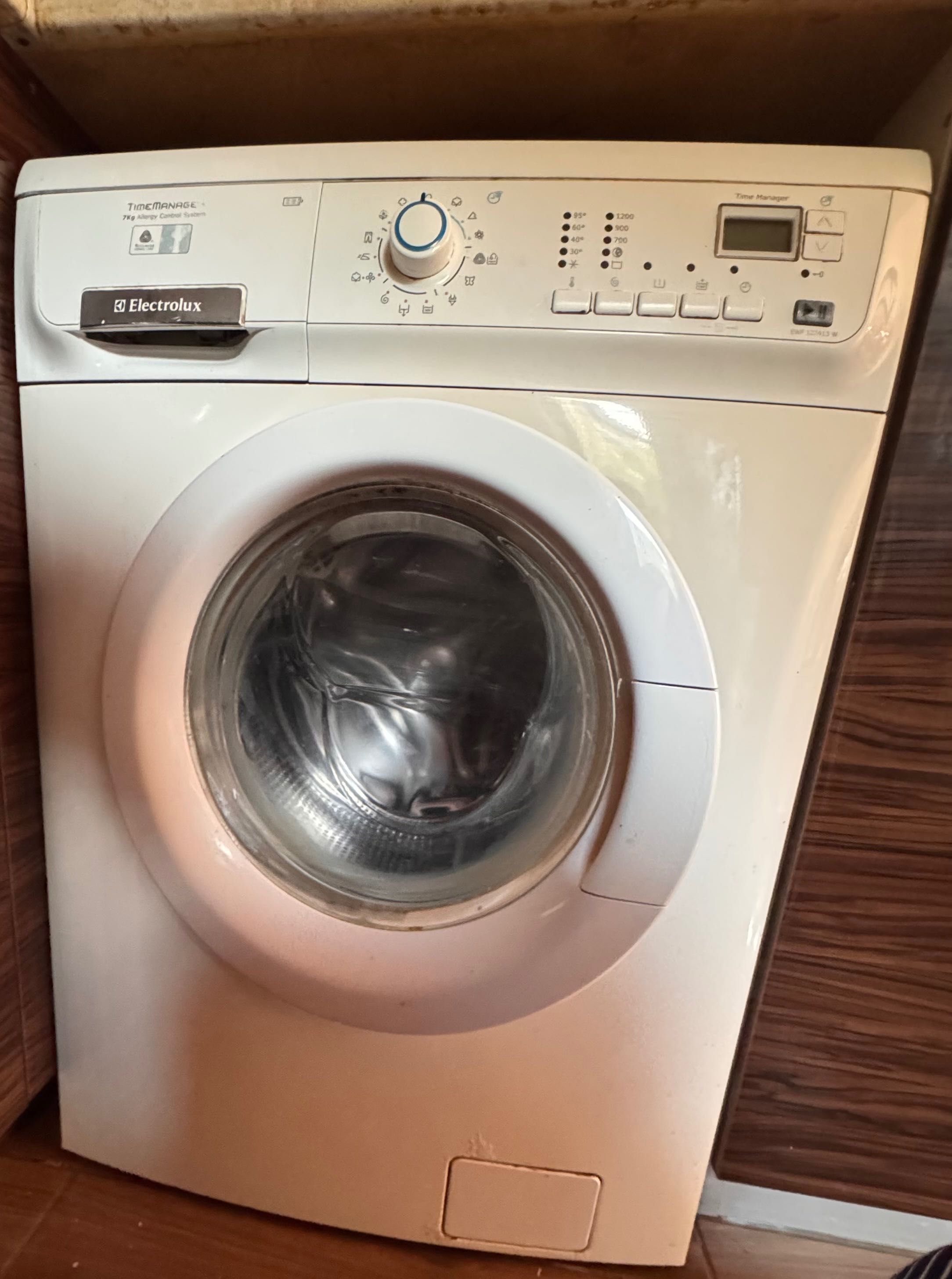 Пералня Electrolux