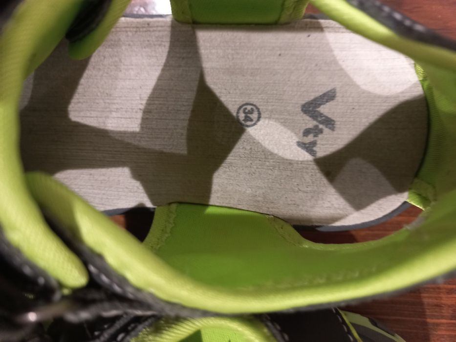 Сандали номер 34