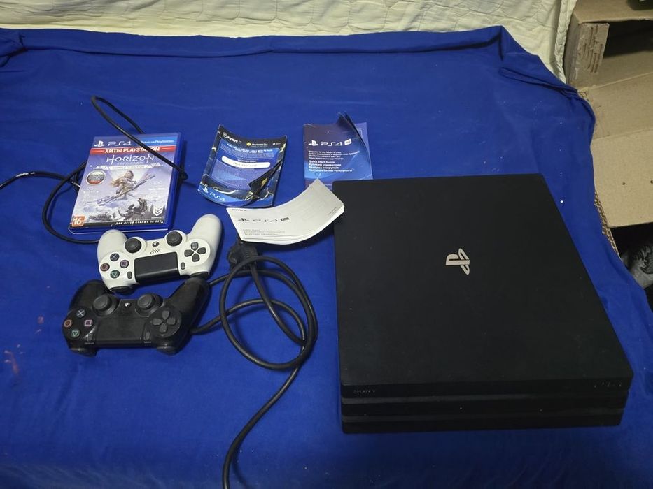 Продам ps 4 pro в отличном состоянии