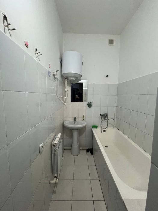 Мечетке напротив Артел домда 5-этажда  3-ханалы уй сатылады