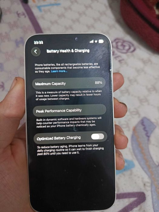 Iphone 12 ideal holatda 64 gb