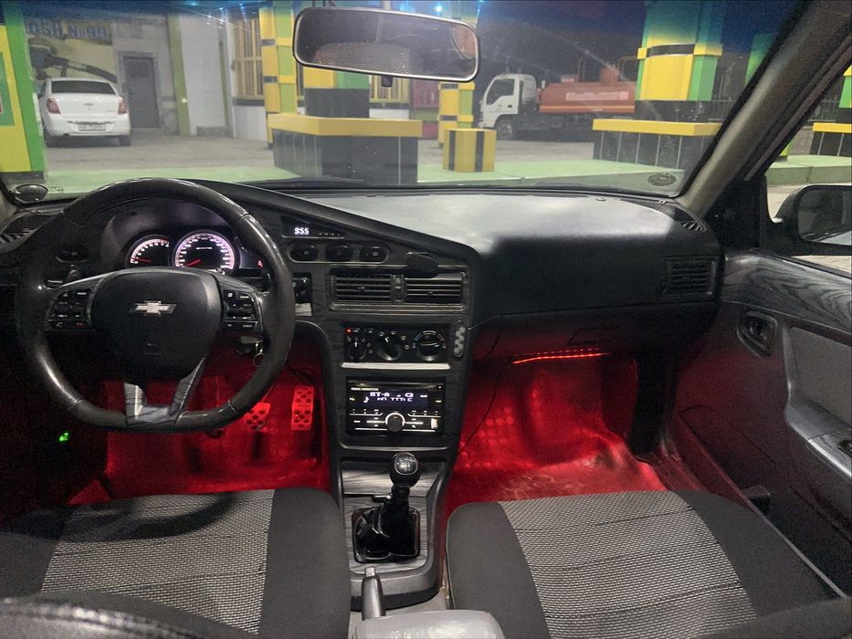 Neksiya 2013 luks kandsaner metan 4+