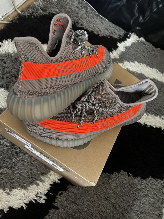 Yezzy 350.