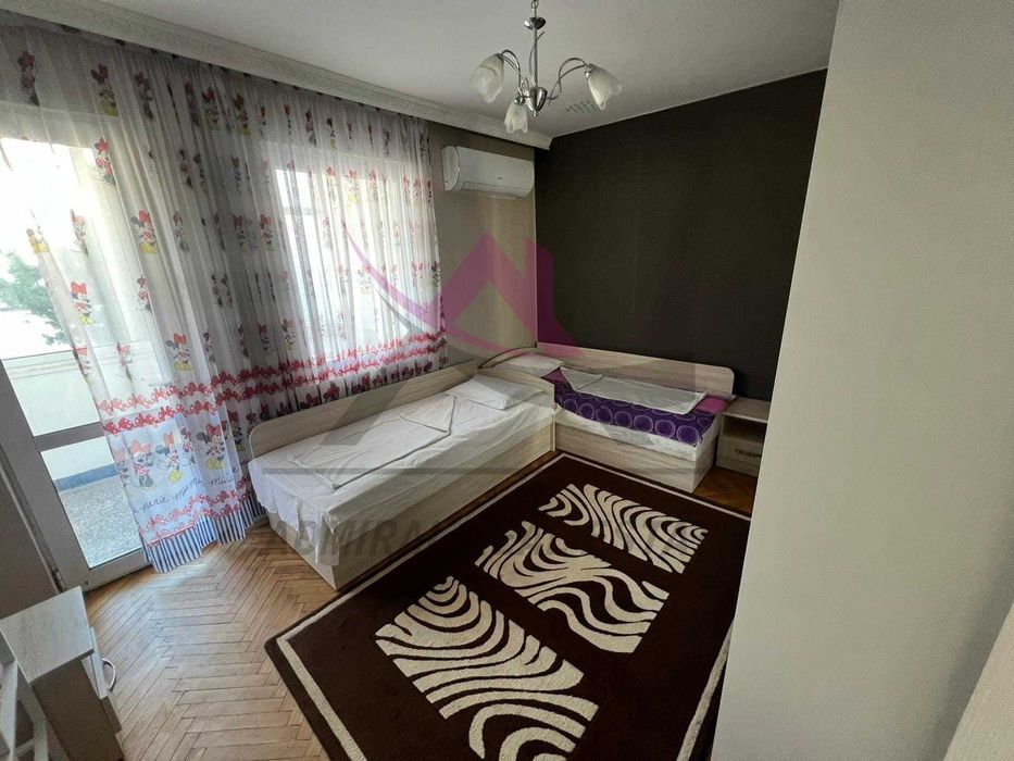 Дава се под наем Тристаен апартамент в Варна, Гръцка махала - 85 кв.м за 1000 € - Снимка #7