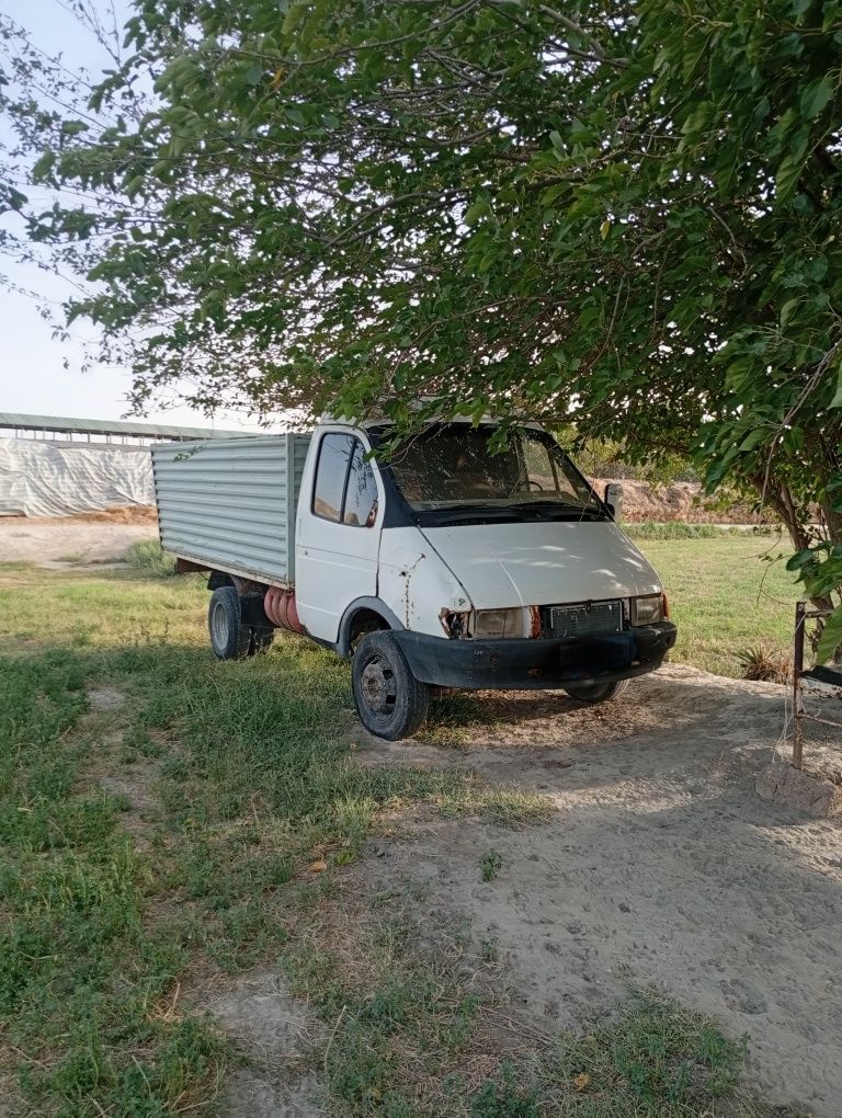 Газел сотилади. На ходу