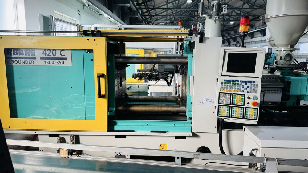 Шприц машина Arburg