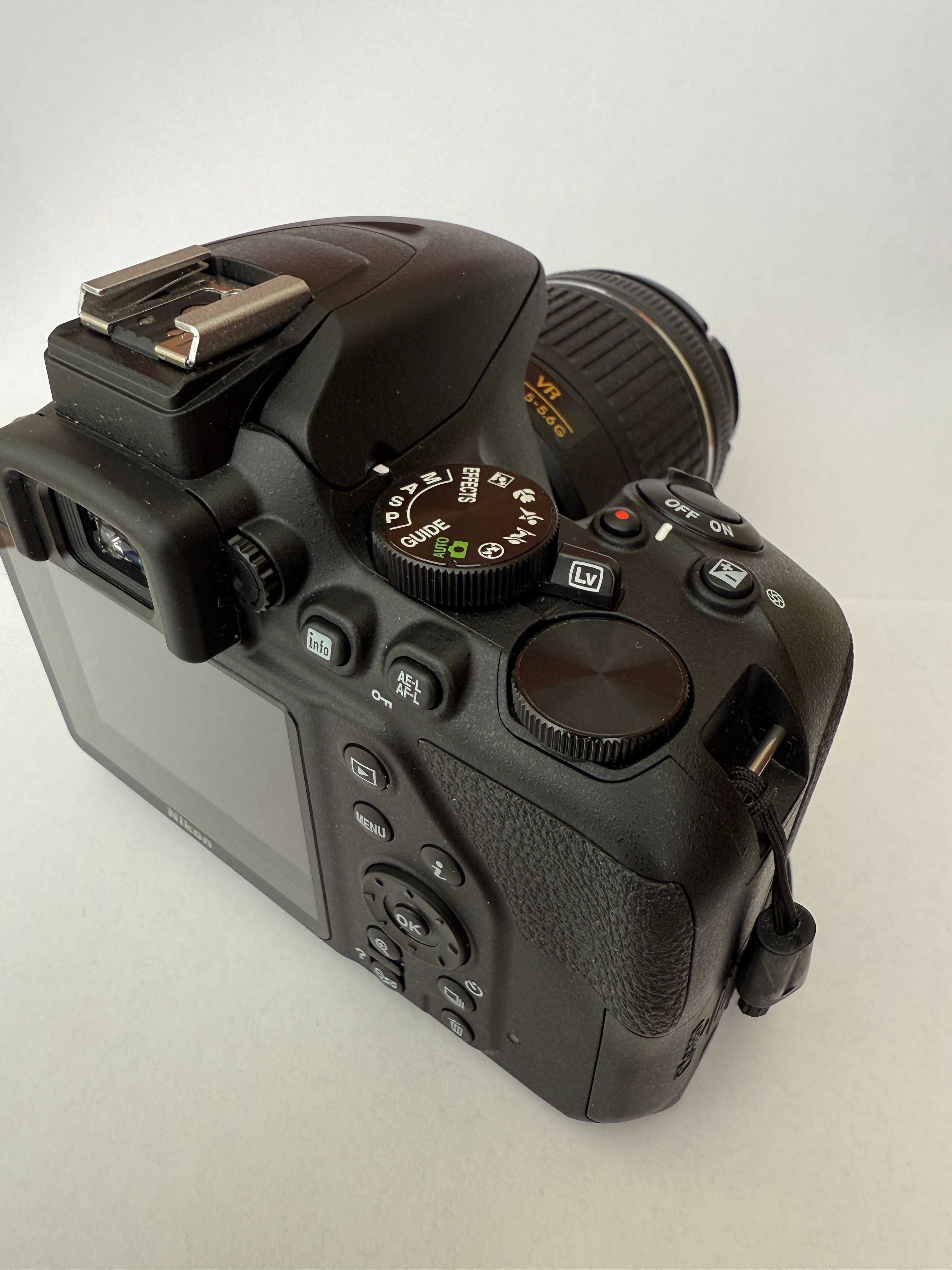 Nikon D3500 D-SLR фотоапарат - 250 лв.