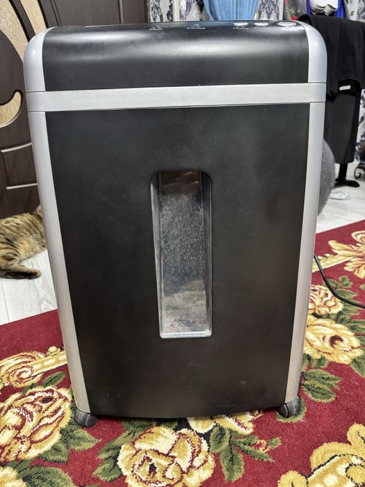 Шредер SUNWOOD SD-9355 уничтожитель документов