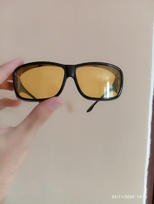 Chiroqlardan himoya koʻzoynagi