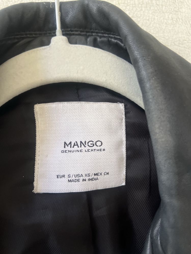 Яке естествена кожа на Mango размер S
