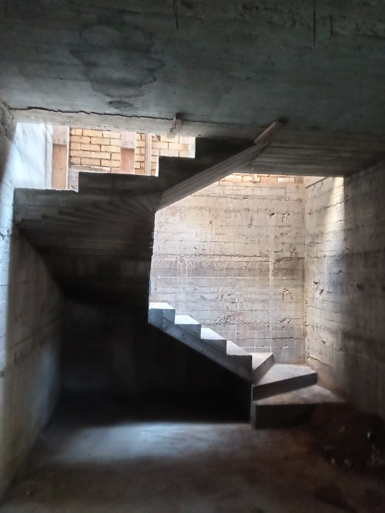 Beton zinapoyalar quyamiz sifatlik