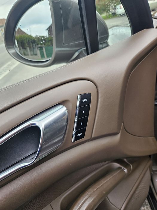 Vand Porche Cayenne 3.0 Diesel 245 CP