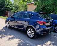 Opel Astra J 2012