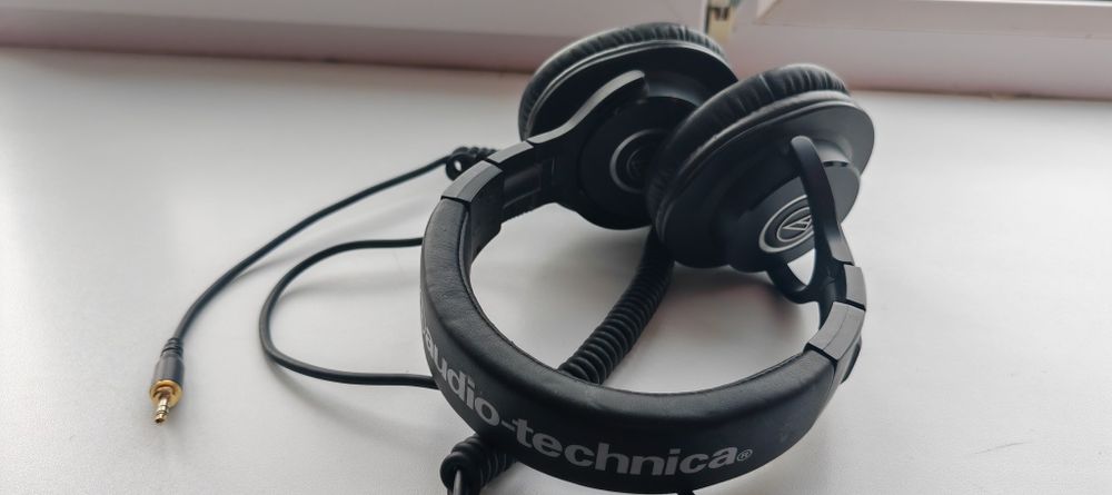 Наушники проводные