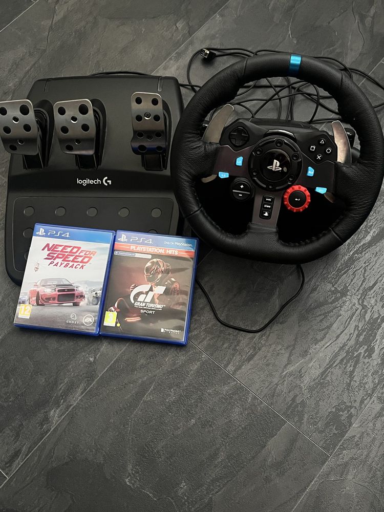 Волан за PS4 Logitech g29 с две игри