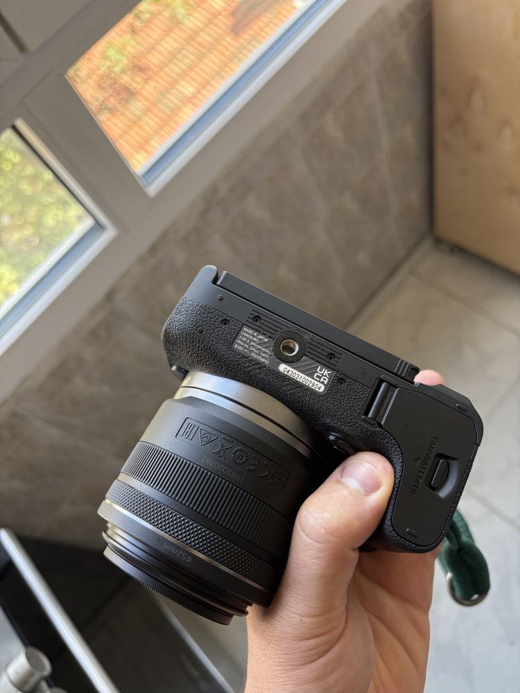 Canon R10 + RF35mm