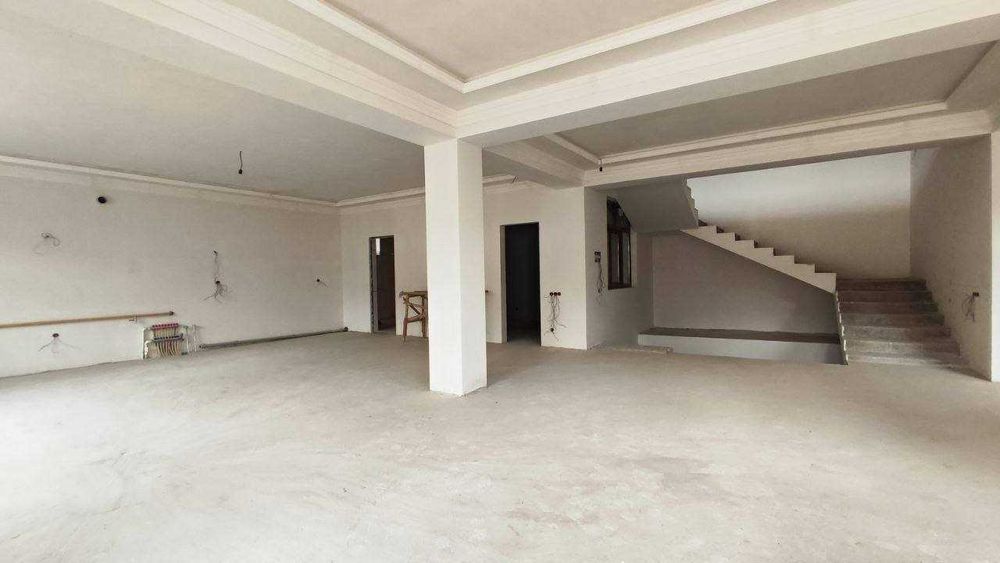 Срочно продам участок 7 соток на центр Луначарском