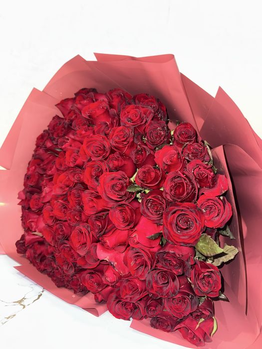 Цветы Роза 101 Красные