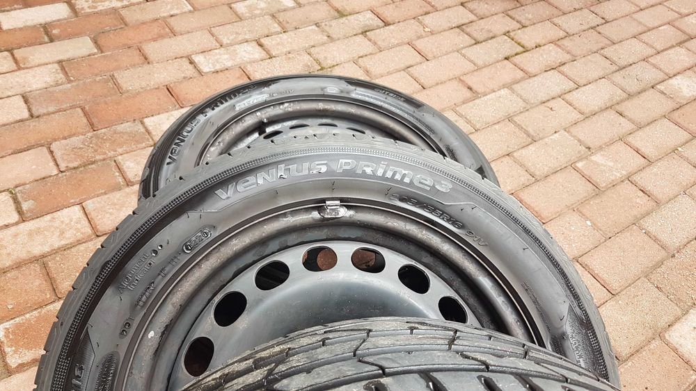 Vând jante cu cauciucuri vara 16