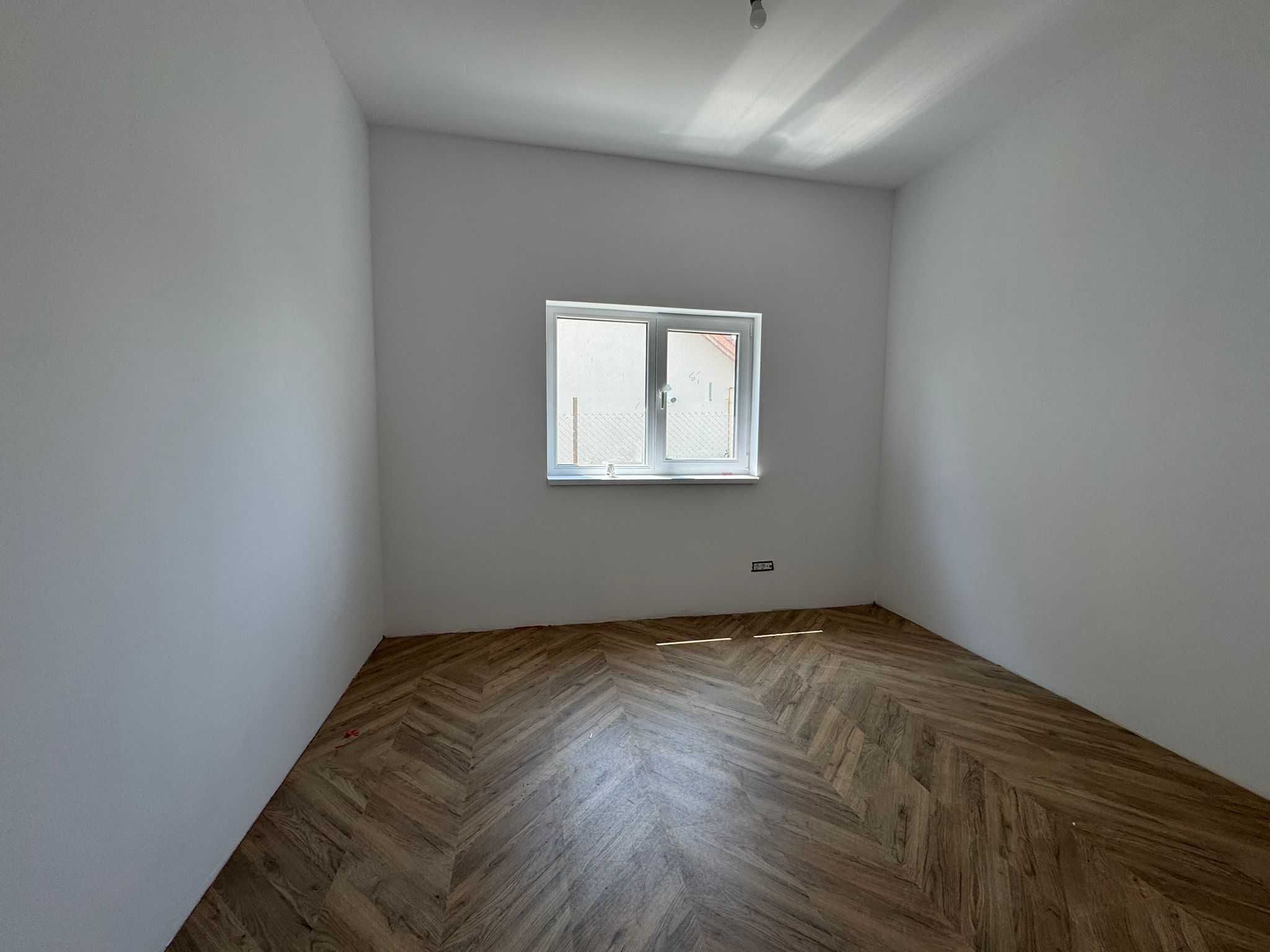 Duplex Mosnita Noua/Urseni cu 4 camere, 2 bai, dressing, finalizat